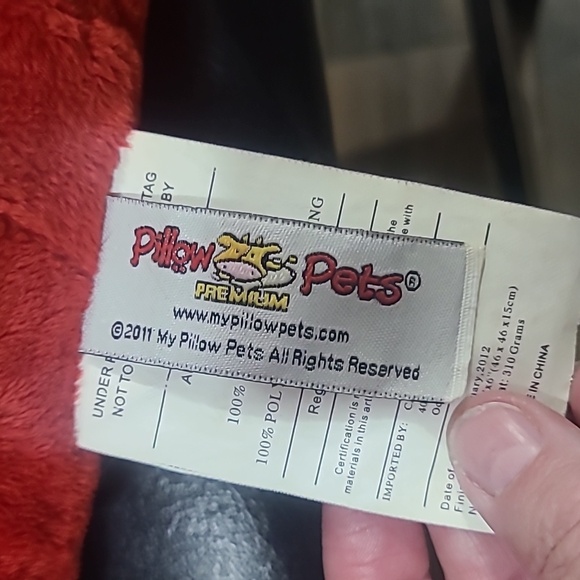 Pillow Pets Firetruck - Picture 4 of 9